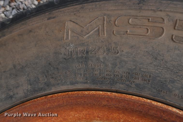 image for item DG3299 2005 Sterling A-Line semi truck