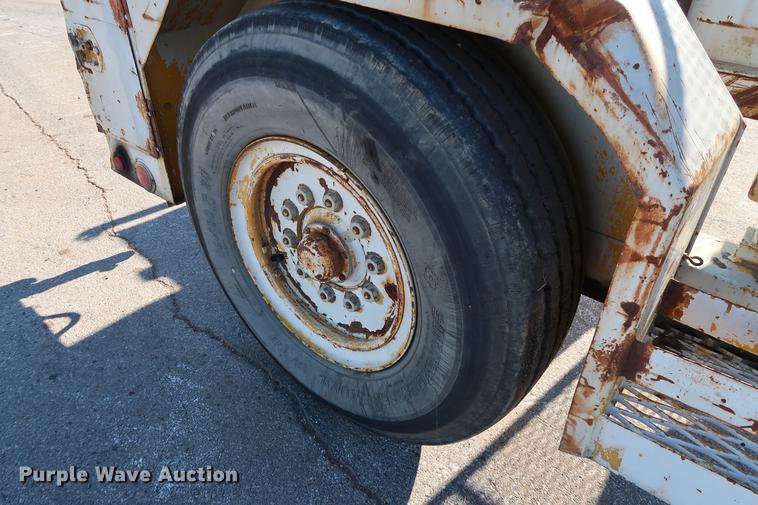 image for item DG3300 1991 Hogg Davis HP650 reel trailer