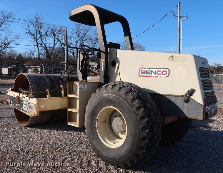 image for item DG3301 2000 Ingersoll Rand SD-100D single drum vibratory roller