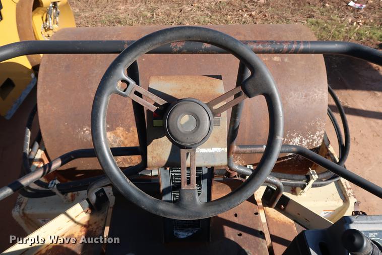 image for item DG3301 2000 Ingersoll Rand SD-100D single drum vibratory roller