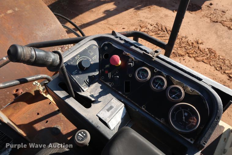 image for item DG3301 2000 Ingersoll Rand SD-100D single drum vibratory roller