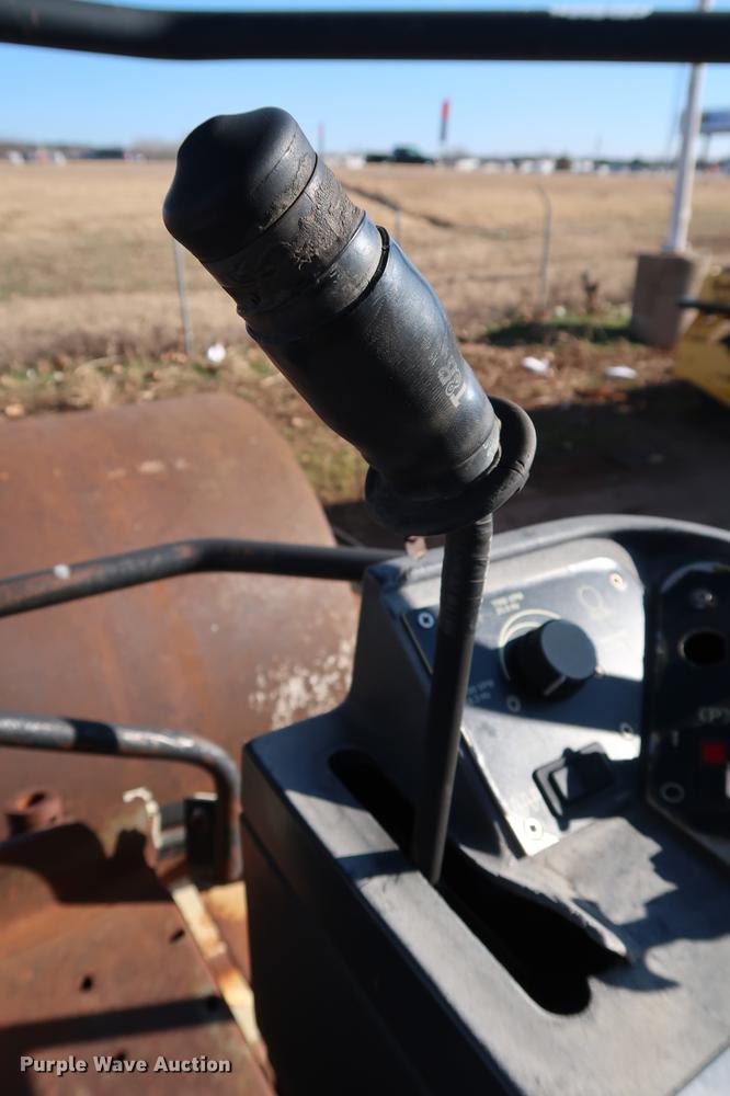 image for item DG3301 2000 Ingersoll Rand SD-100D single drum vibratory roller