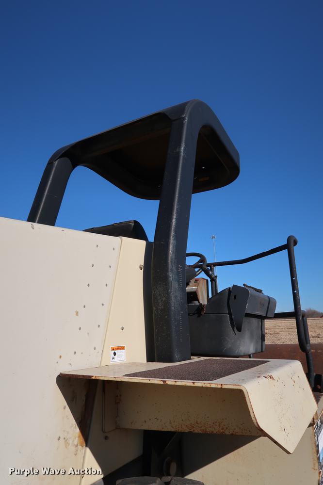 image for item DG3301 2000 Ingersoll Rand SD-100D single drum vibratory roller