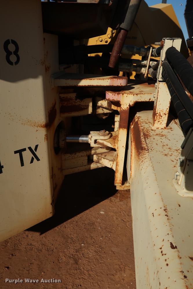 image for item DG3301 2000 Ingersoll Rand SD-100D single drum vibratory roller