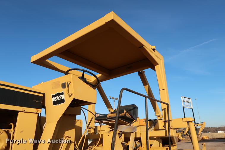 image for item DG3302 1992 Bros LSPRM-8A reclaimer