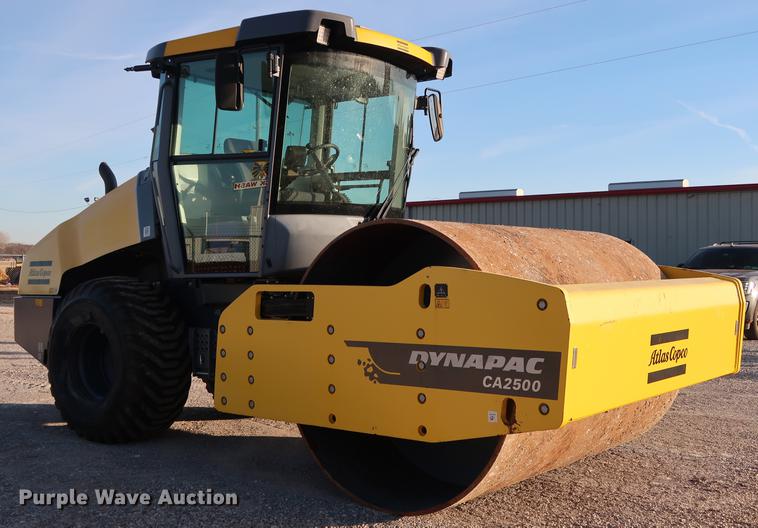 image for item DG3303 2015 Dynapac CA2500D single drum vibratory roller