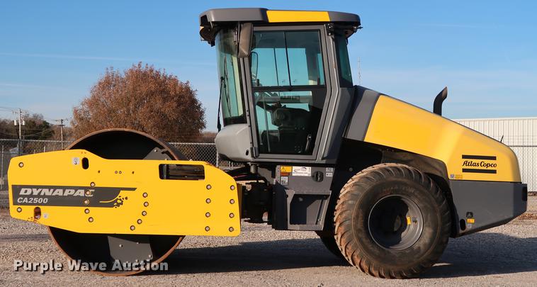image for item DG3303 2015 Dynapac CA2500D single drum vibratory roller