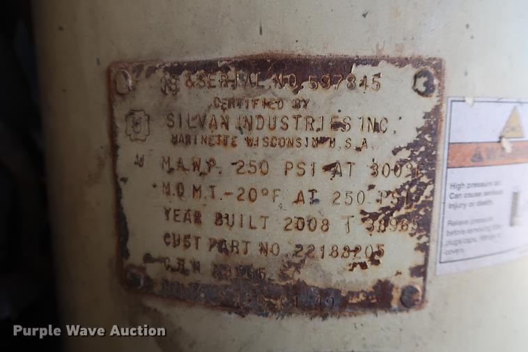 image for item DG3304 Ingersoll Rand HP750WCU air compressor