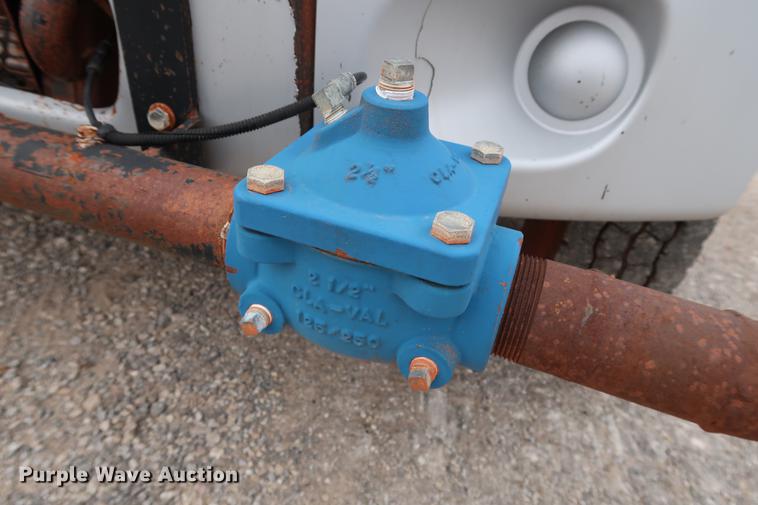 image for item DG3305 2003 Freightliner Business Class M2 water truck