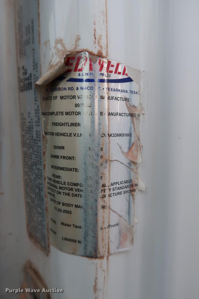 image for item DG3305 2003 Freightliner Business Class M2 water truck