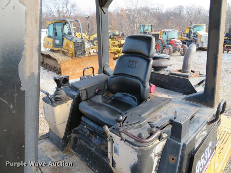 image for item DG3751 1999 Caterpillar 953C track loader
