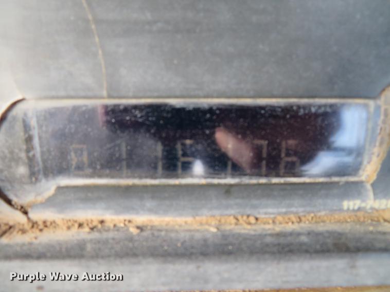 image for item DG3751 1999 Caterpillar 953C track loader