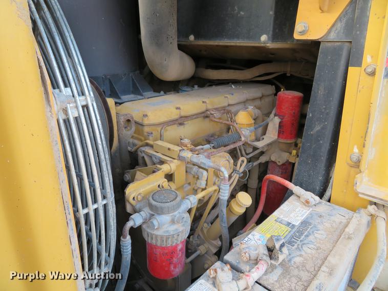 image for item DG3751 1999 Caterpillar 953C track loader