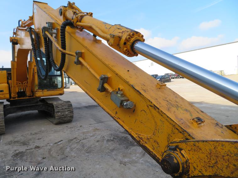 image for item DG3753 2004 Hyundai Robex 140LC-7 excavator