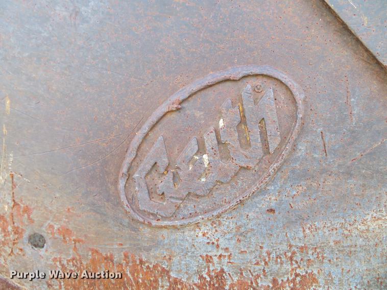 image for item DG3753 2004 Hyundai Robex 140LC-7 excavator