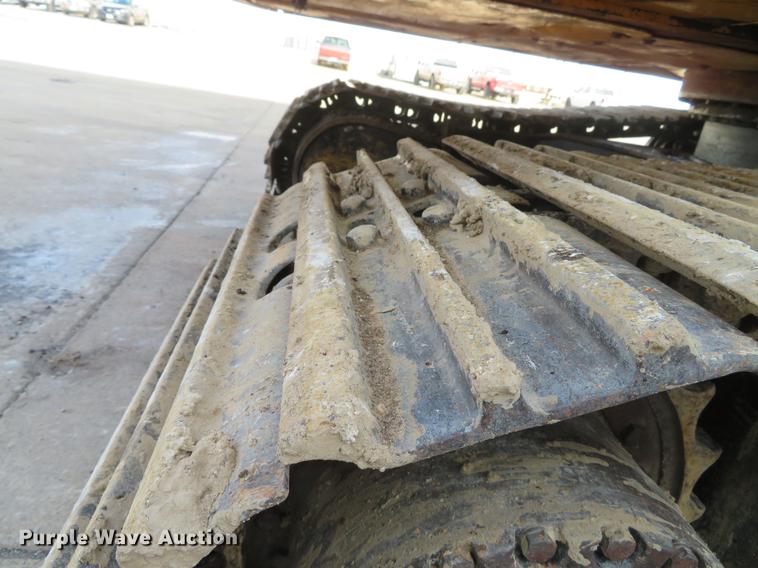 image for item DG3753 2004 Hyundai Robex 140LC-7 excavator