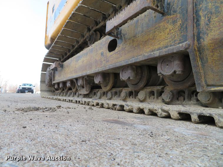 image for item DG3753 2004 Hyundai Robex 140LC-7 excavator