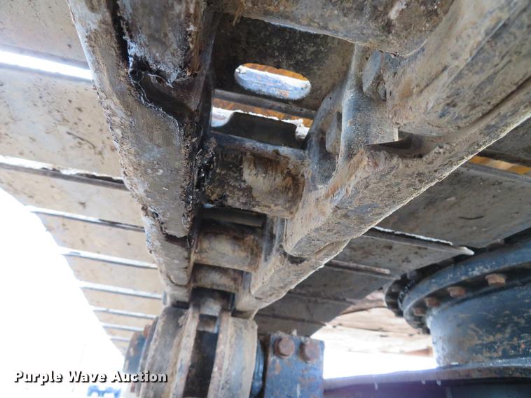 image for item DG3753 2004 Hyundai Robex 140LC-7 excavator