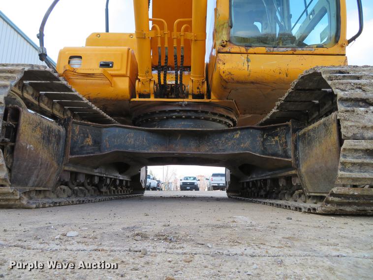 image for item DG3753 2004 Hyundai Robex 140LC-7 excavator