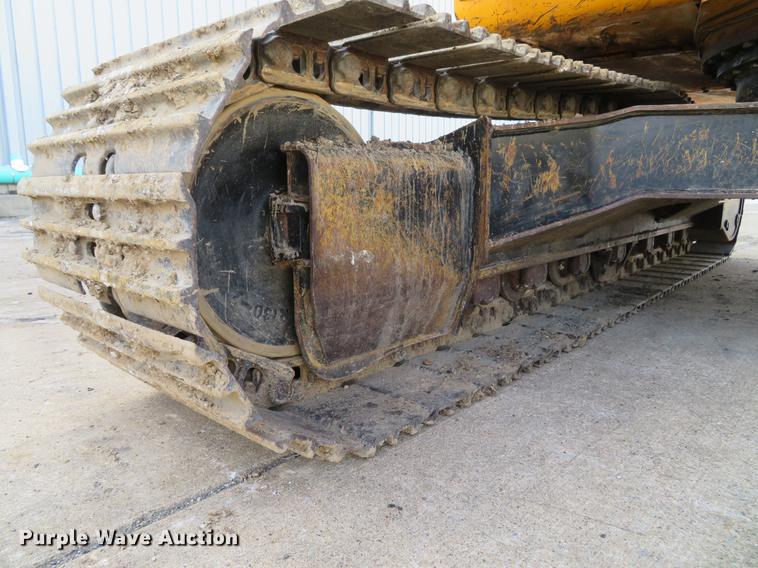 image for item DG3753 2004 Hyundai Robex 140LC-7 excavator