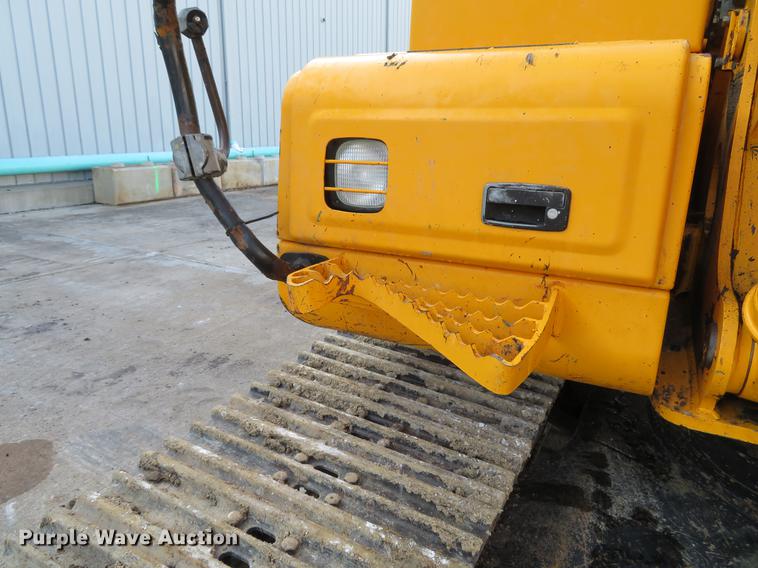 image for item DG3753 2004 Hyundai Robex 140LC-7 excavator