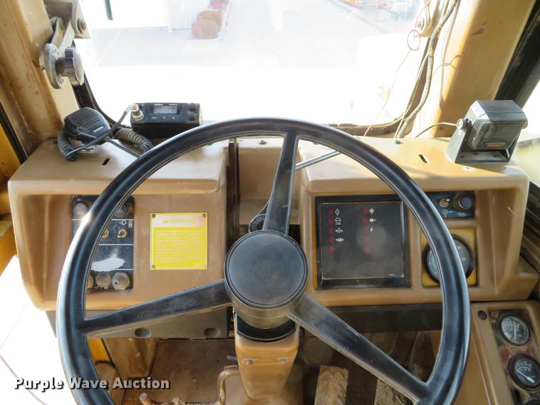 image for item DG3756 1988 Caterpillar 631E conventional scraper