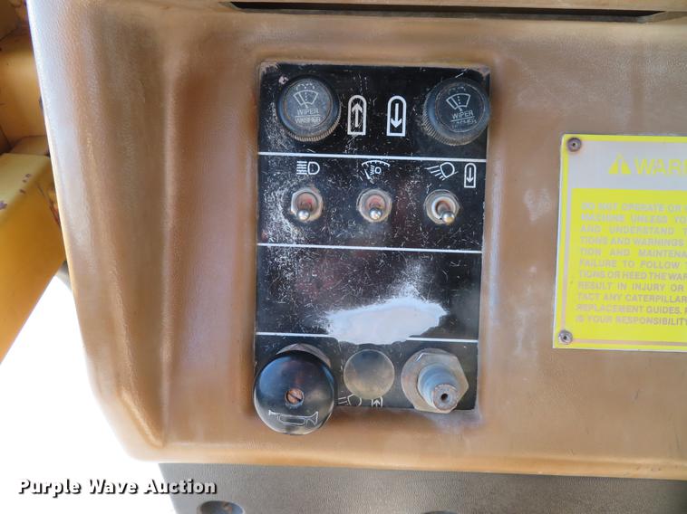 image for item DG3756 1988 Caterpillar 631E conventional scraper