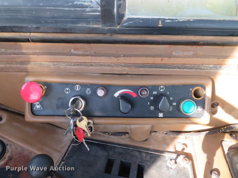 image for item DG3756 1988 Caterpillar 631E conventional scraper