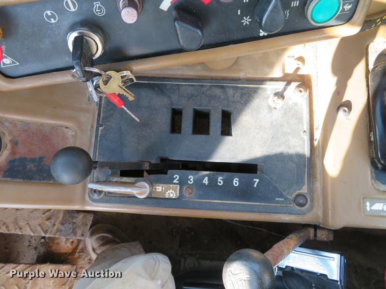 image for item DG3756 1988 Caterpillar 631E conventional scraper