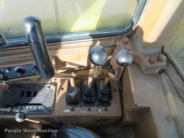 image for item DG3756 1988 Caterpillar 631E conventional scraper