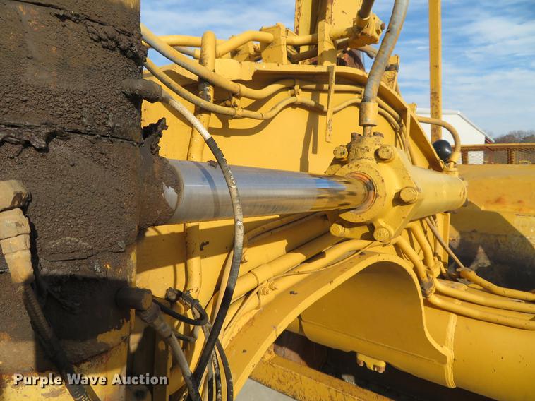 image for item DG3756 1988 Caterpillar 631E conventional scraper