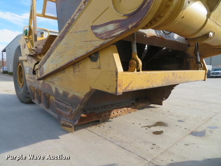 image for item DG3756 1988 Caterpillar 631E conventional scraper
