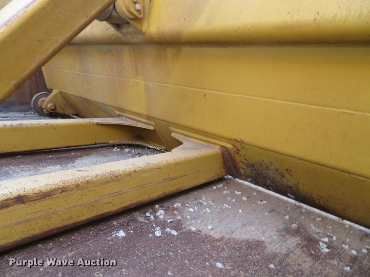 image for item DG3756 1988 Caterpillar 631E conventional scraper