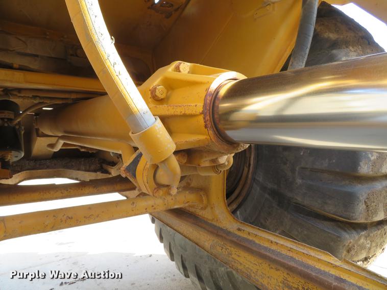 image for item DG3756 1988 Caterpillar 631E conventional scraper