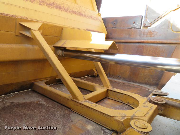 image for item DG3756 1988 Caterpillar 631E conventional scraper