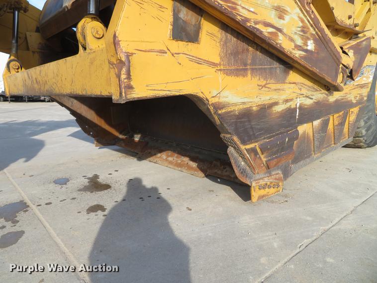 image for item DG3756 1988 Caterpillar 631E conventional scraper