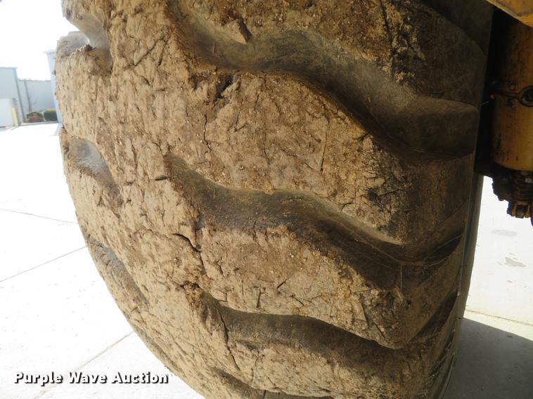 image for item DG3756 1988 Caterpillar 631E conventional scraper