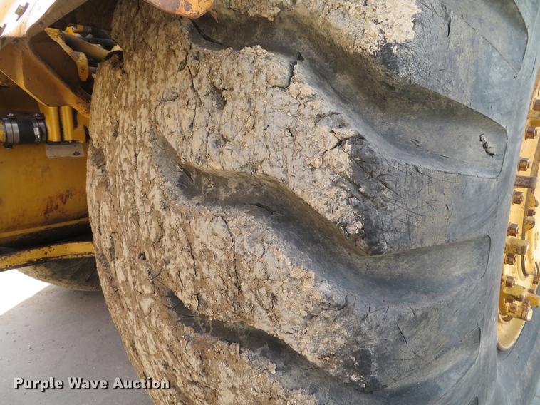 image for item DG3756 1988 Caterpillar 631E conventional scraper