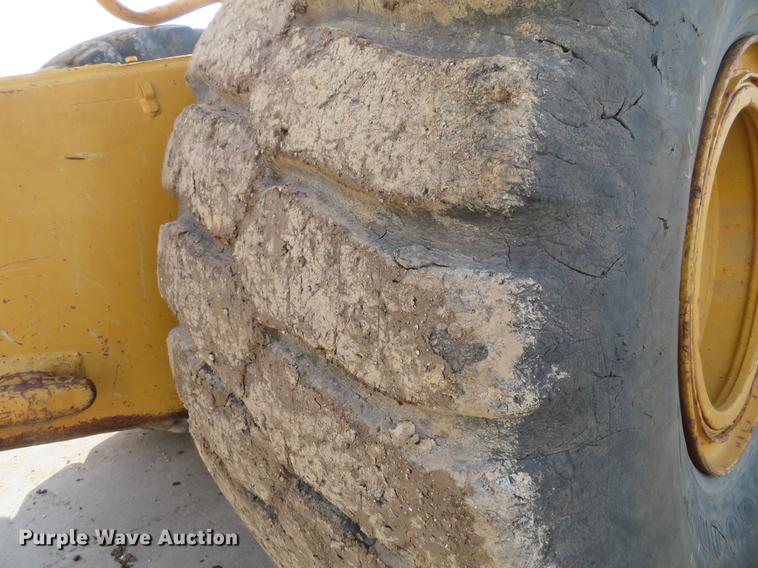 image for item DG3756 1988 Caterpillar 631E conventional scraper