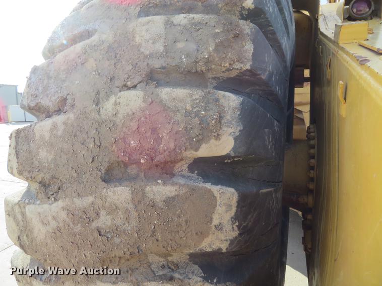 image for item DG3756 1988 Caterpillar 631E conventional scraper