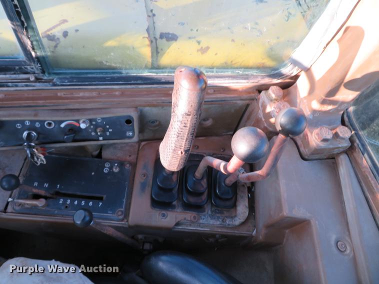 image for item DG3757 1988 Caterpillar 631E conventional scraper