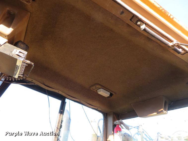 image for item DG3757 1988 Caterpillar 631E conventional scraper