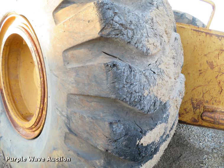 image for item DG3757 1988 Caterpillar 631E conventional scraper