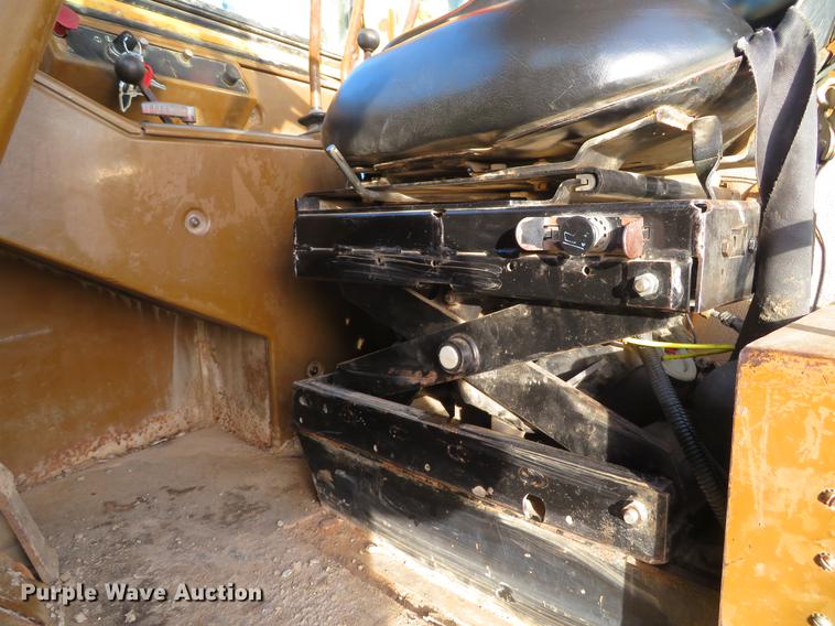 image for item DG3758 1989 Caterpillar 631E conventional scraper