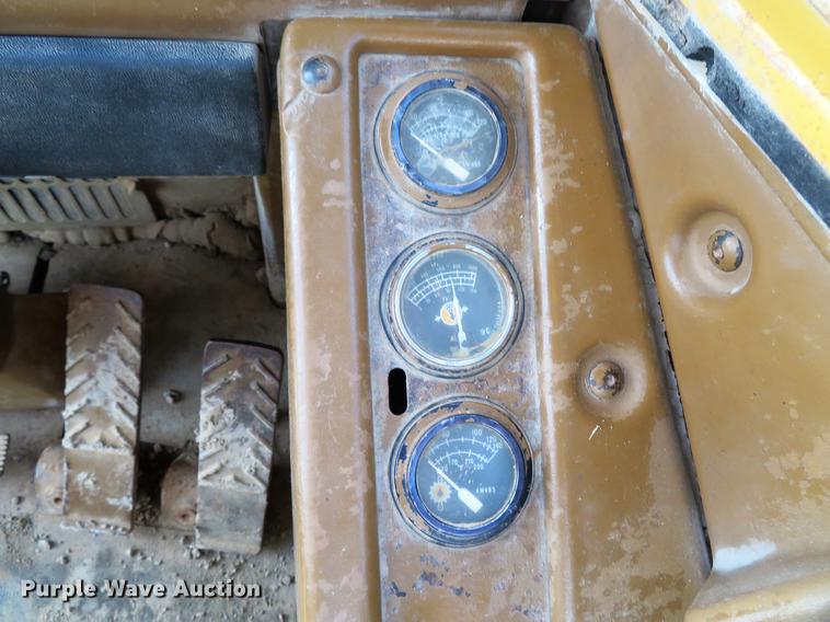 image for item DG3758 1989 Caterpillar 631E conventional scraper