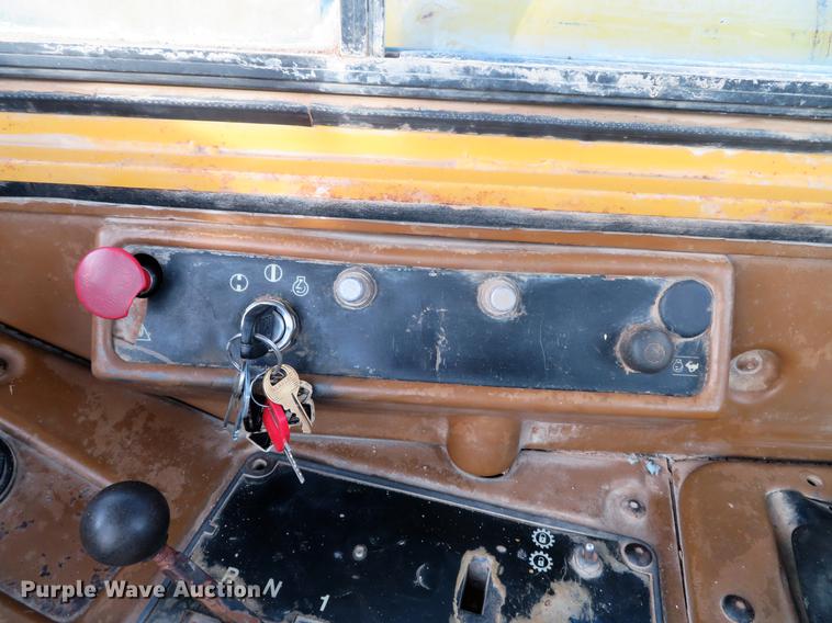 image for item DG3758 1989 Caterpillar 631E conventional scraper