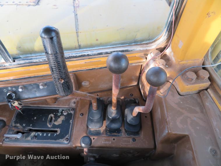 image for item DG3758 1989 Caterpillar 631E conventional scraper