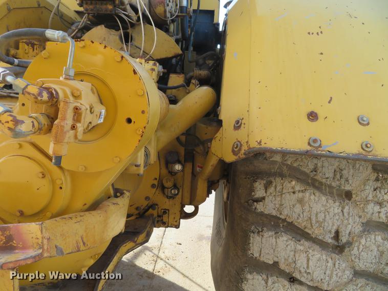 image for item DG3758 1989 Caterpillar 631E conventional scraper