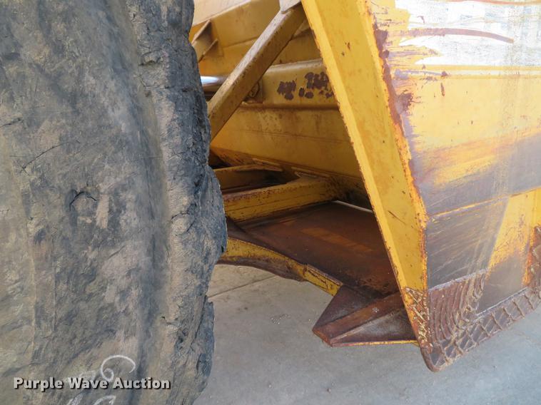 image for item DG3758 1989 Caterpillar 631E conventional scraper