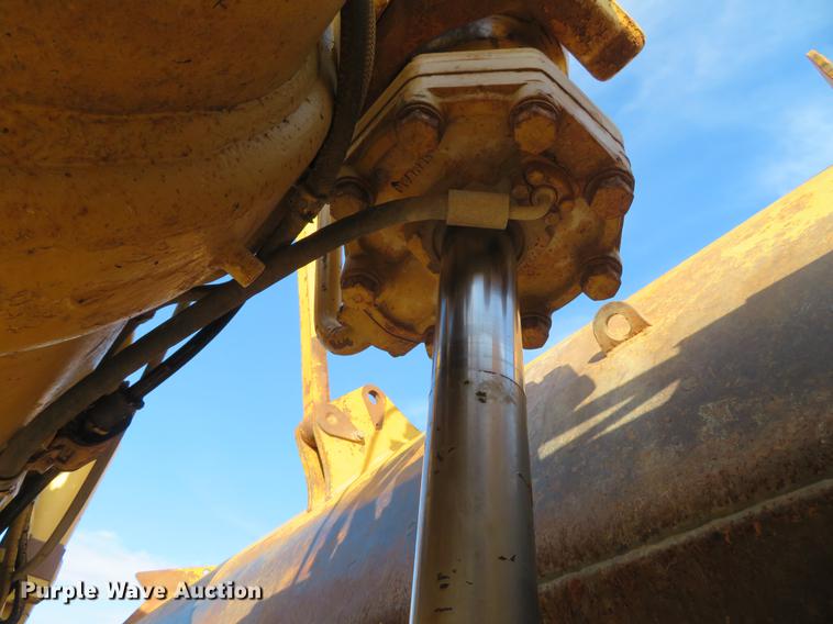 image for item DG3758 1989 Caterpillar 631E conventional scraper